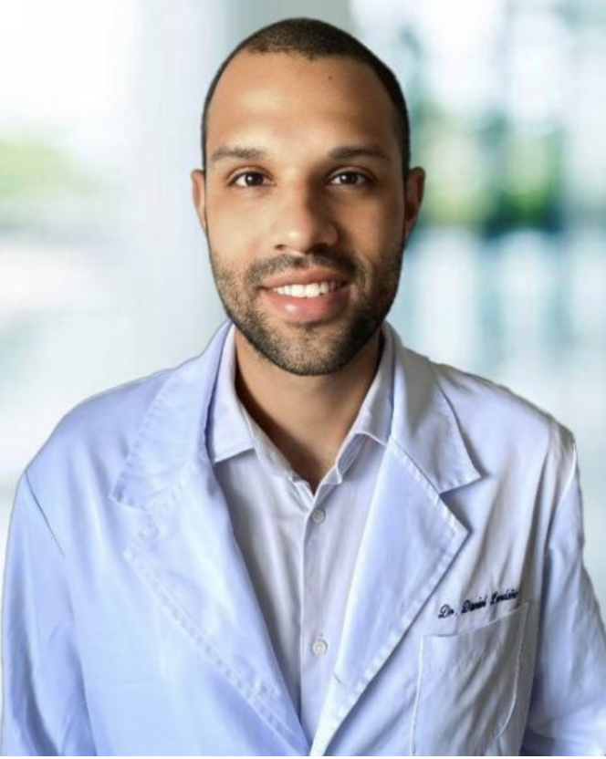 Dr. Daniel Mauricio Londoño Estrada